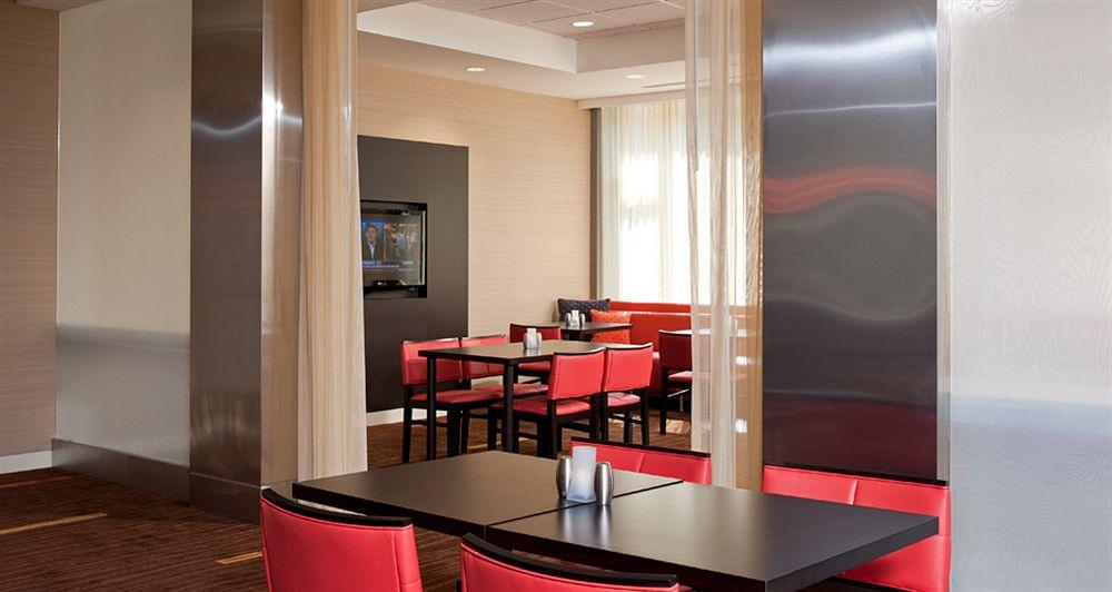 Hotel Courtyard Grand Rapids Downtown Exterior foto