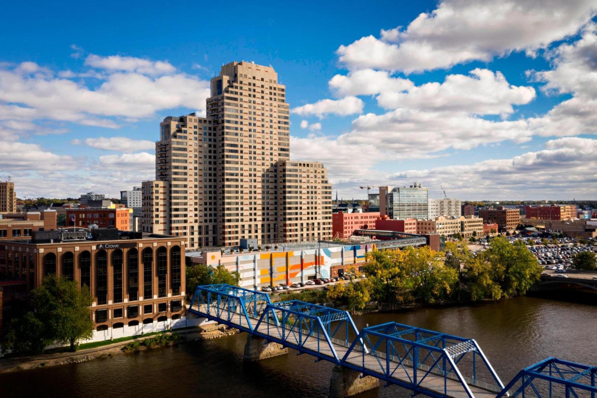 Hotel Courtyard Grand Rapids Downtown Exterior foto