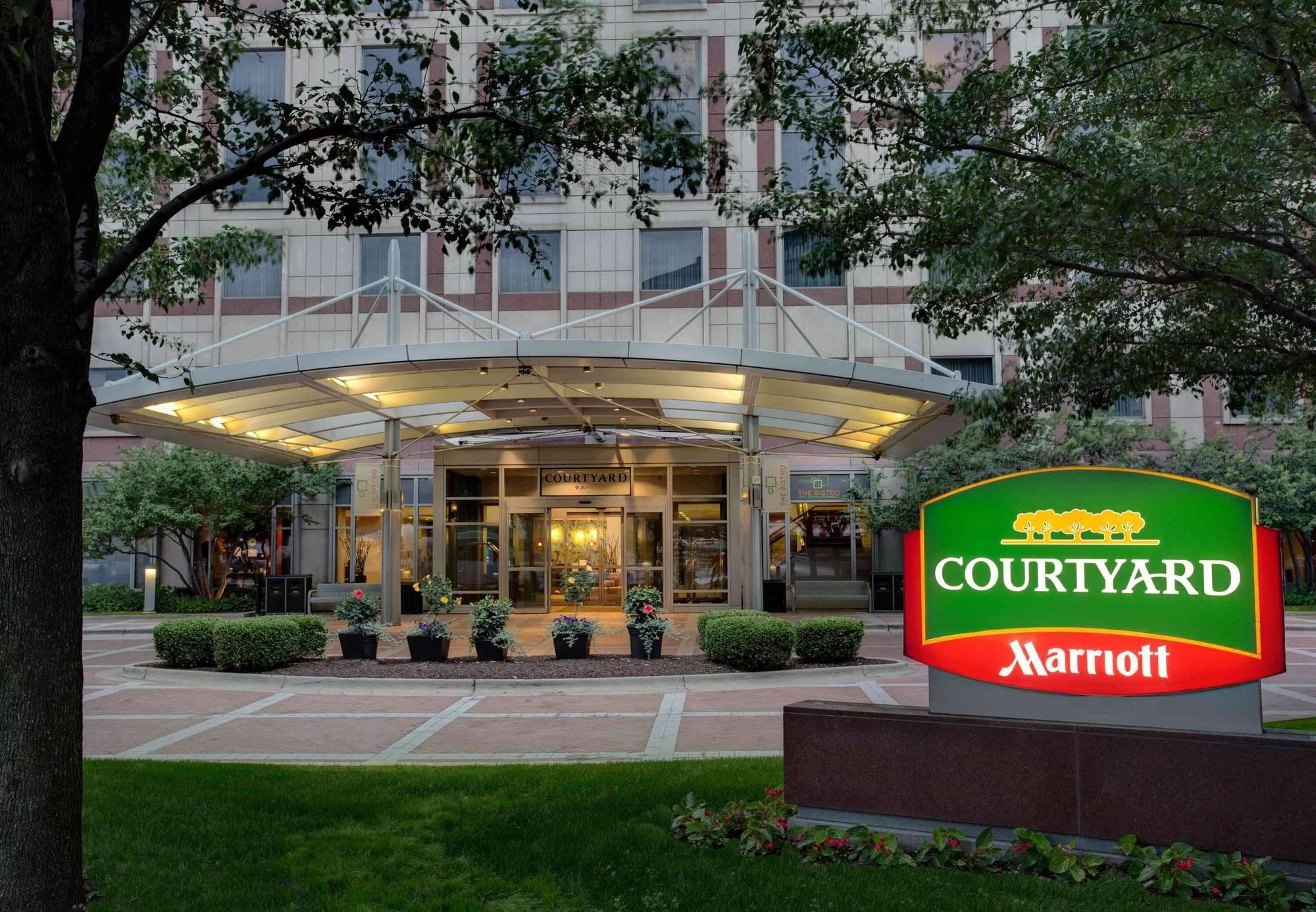 Hotel Courtyard Grand Rapids Downtown Exterior foto