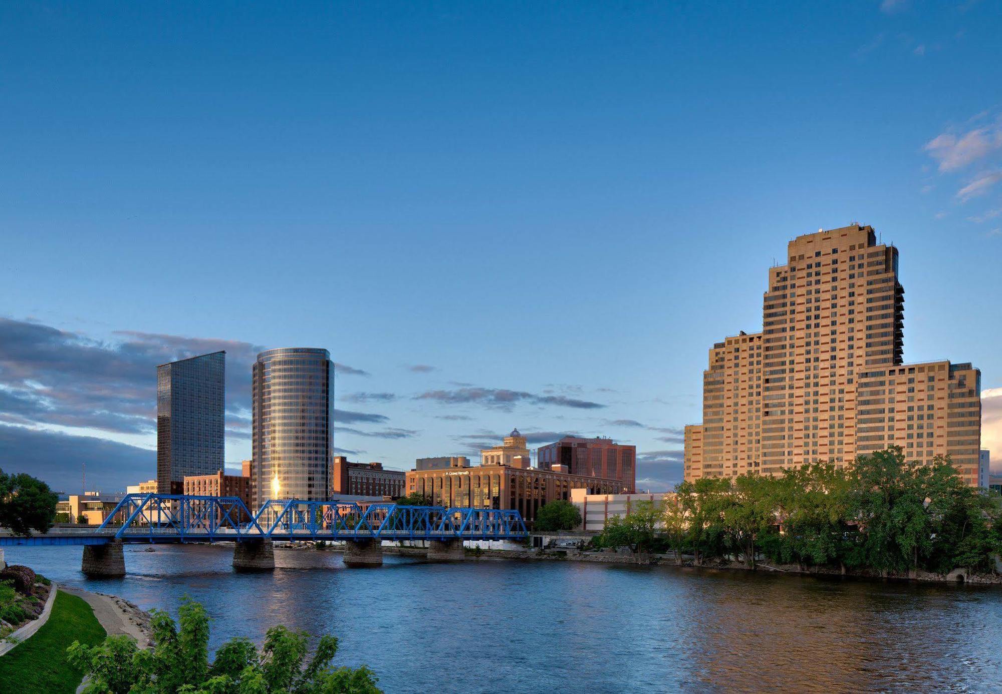 Hotel Courtyard Grand Rapids Downtown Exterior foto